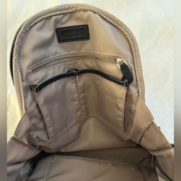 Samsonite Backpack - Picture 8 of 8